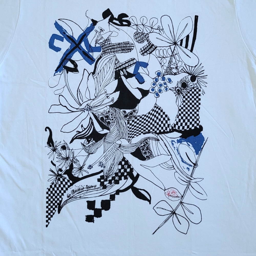 CXL By Christian Lacroix Graphic Tee👕 - NWT - Picture 3 of 13